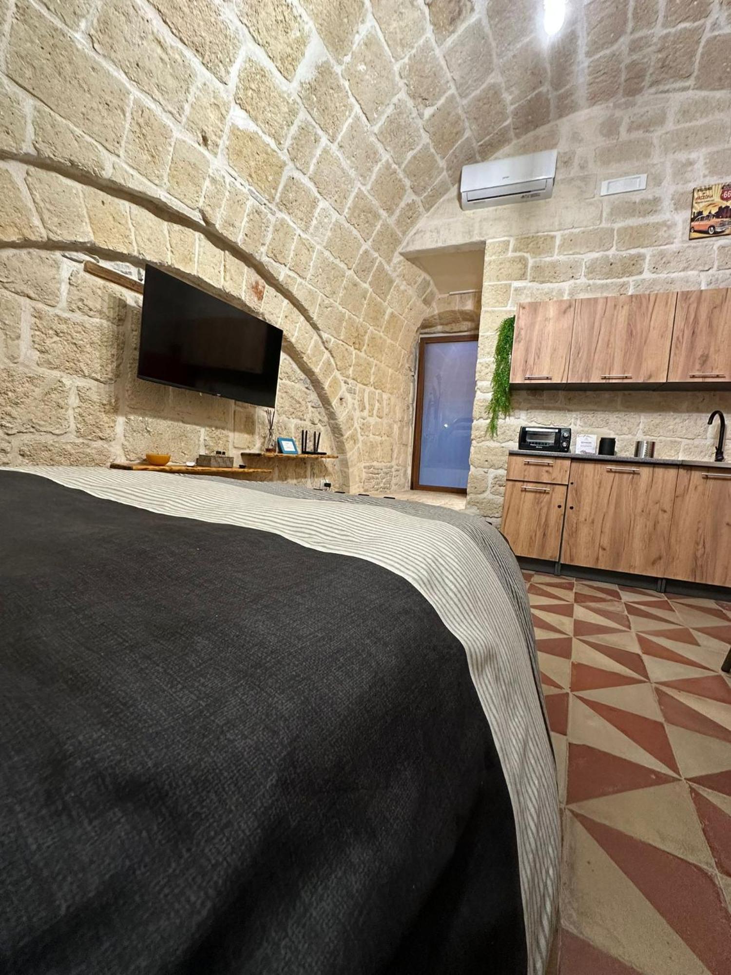 Room Pietra Bianca โคราโต ภายนอก รูปภาพ